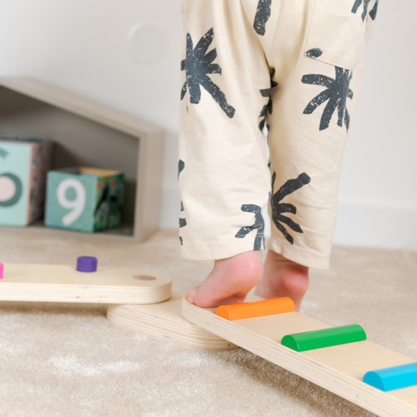 Proč jsou naše dřevěné balanční kladiny ideálním výběrem pro vaše děti?