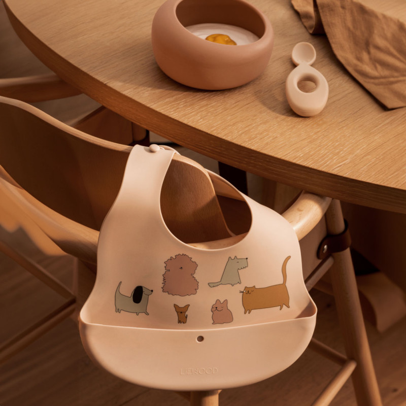 LIEWOOD silikonová miska s lžičkou Sparia Tuscany Rose / Apple Blossom