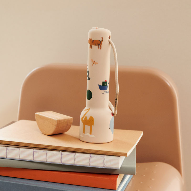 LIEWOOD Dětská baterka Around the world / Sandy