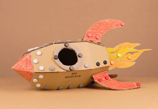 Makedo: Tvoříme a vyrábíme z kartonu