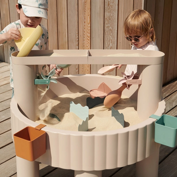 LIEWOOD stolek na hraní Sepp Sandy multi mix LIEWOOD stolek na hraní Sepp Sandy multi mix