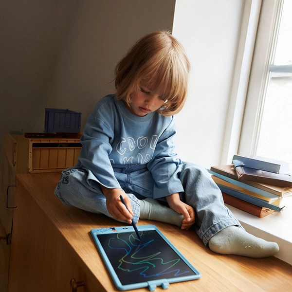 LIEWOOD kreslicí tabulka Zora Tiger / Beach blue LIEWOOD kreslicí tabulka Zora Tiger / Beach blue