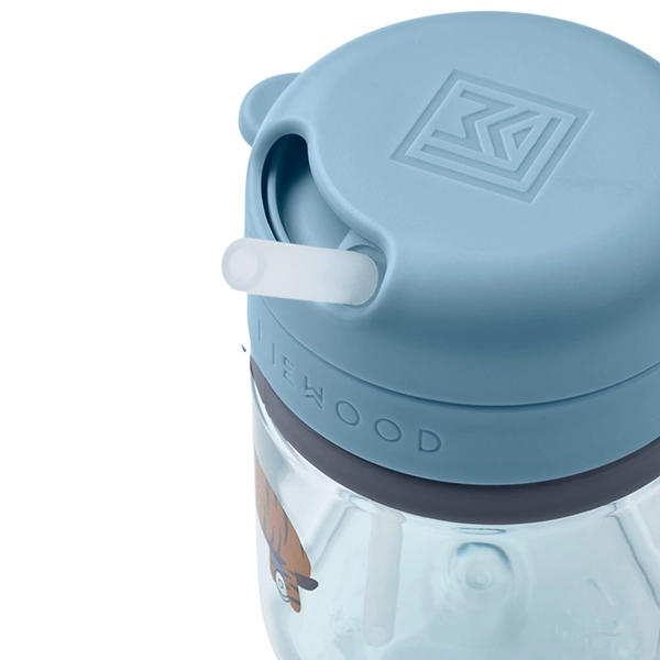 LIEWOOD Pavia tritanový hrnek s brčkem 280 ml Fun / Beach blue